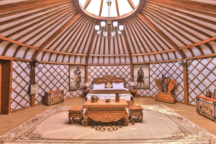 One bed yurt